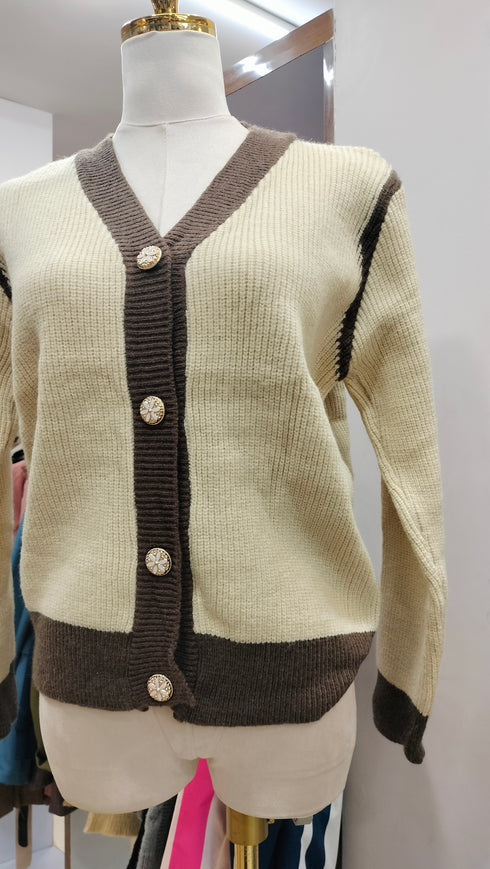 V-neck Buttons Up Cardigan